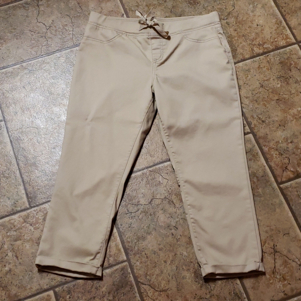 Pull-on Capris
